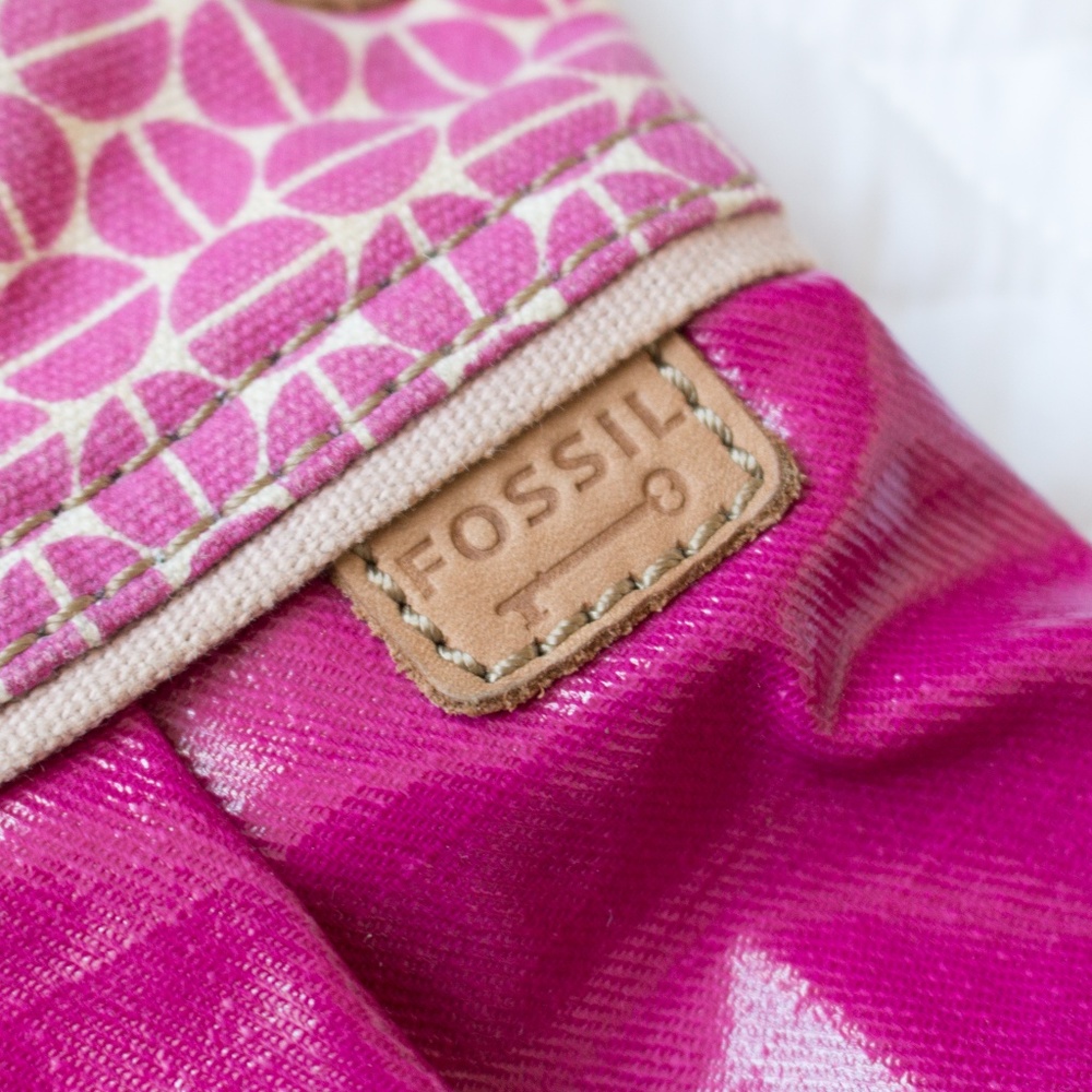Fossil | Hot Pink Key Per Waxed Canvas Crossbody